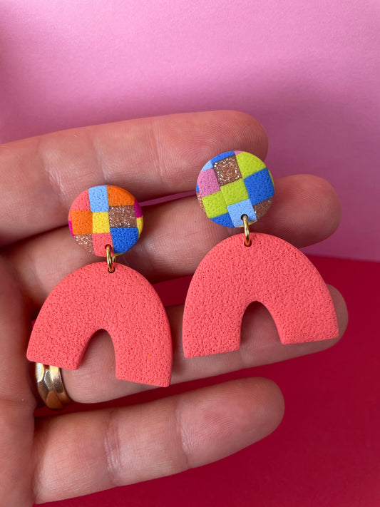 Chunky Arches - checkerboard and peach